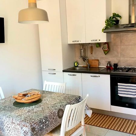- Casa Manzoni - Luminoso Appartamento Zona Sferisterio Macerata Dış mekan fotoğraf