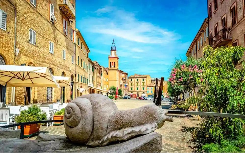 - Casa Manzoni - Luminoso Appartamento Zona Sferisterio Macerata Dış mekan fotoğraf
